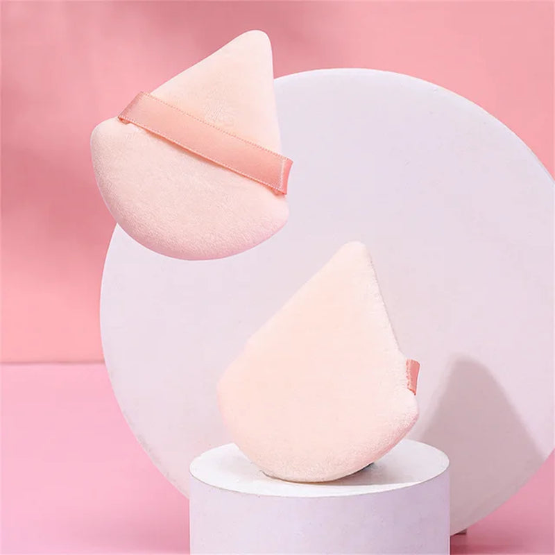 1Pc Velvet Triangle Shaped Powder Puff Wet Dry Used Washable Soft Makeup Sponge Tool for Foundation Powder Blusher